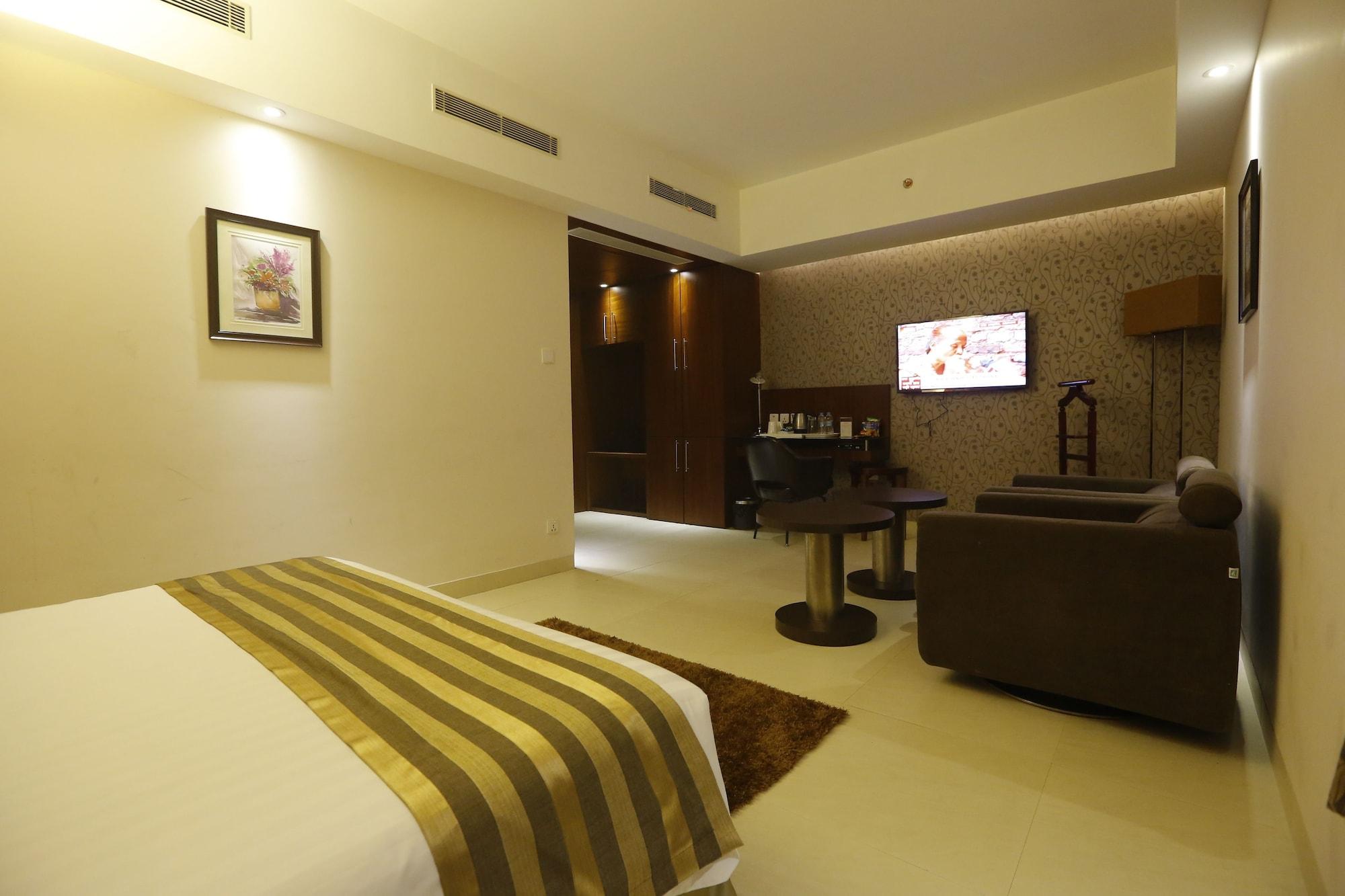 Hotel Celesta - Calcutta  Esterno foto